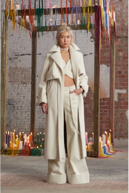 56c3b0e6140961455665382_w427_h640